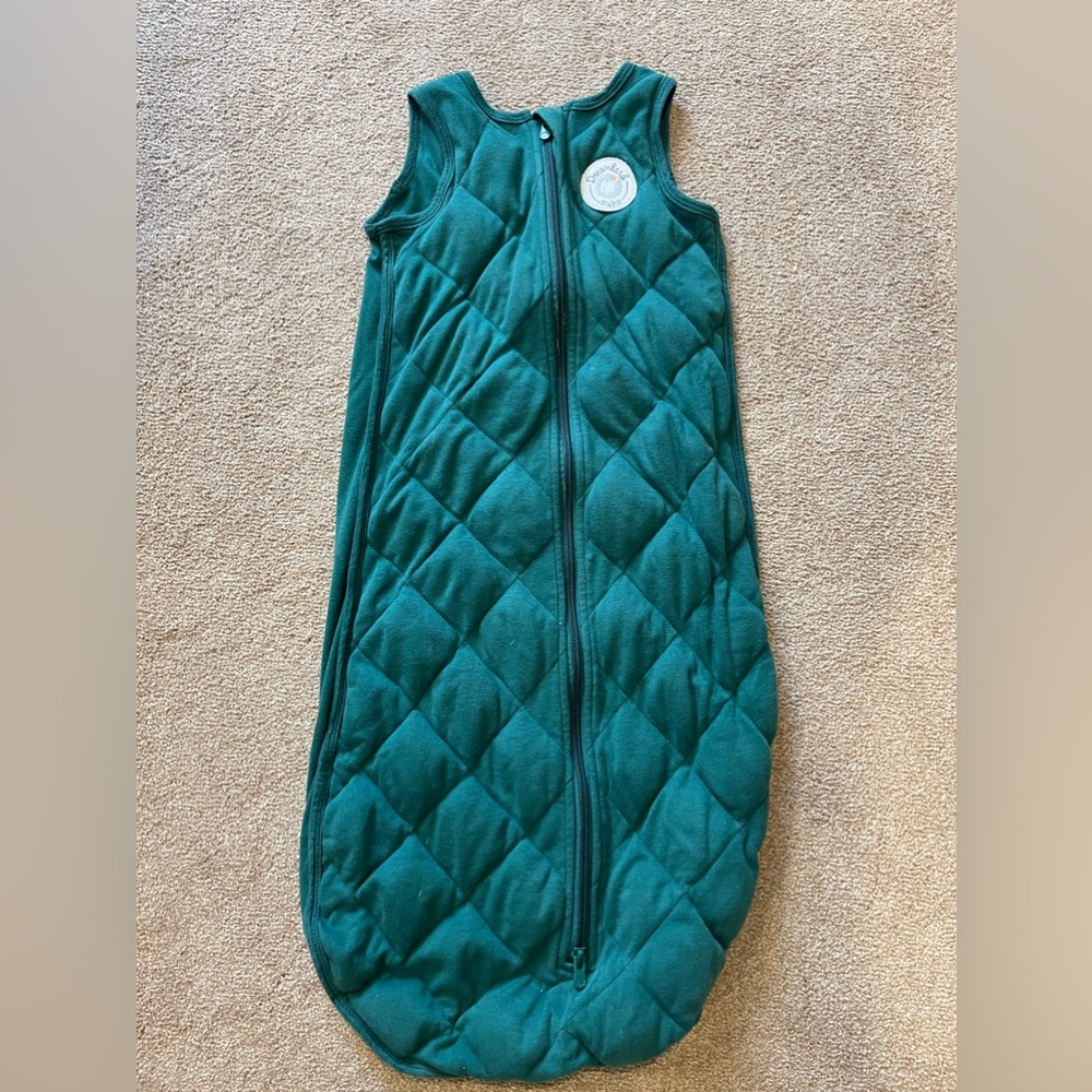 Dreamland weighted sleep sac. Still in great condition! Size medium 6-12 months